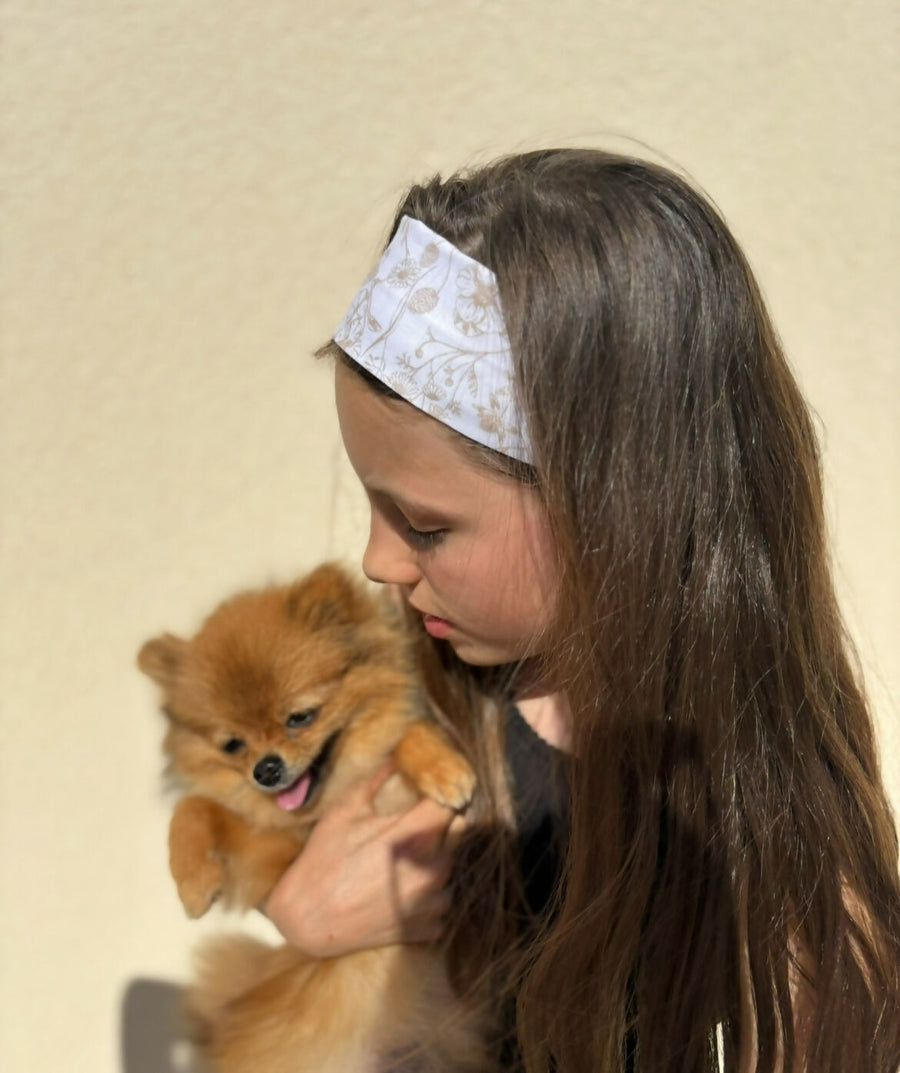 Bandeau beige artisanal et personnalisable.