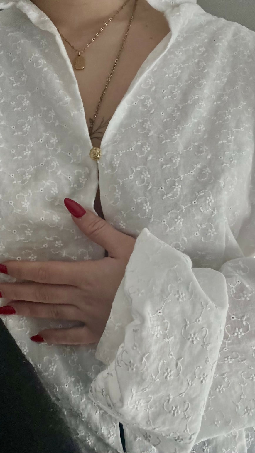 Chemisier blanc à col en V AMM Couture