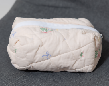 TROUSSE DE TOILETTE "AURA"